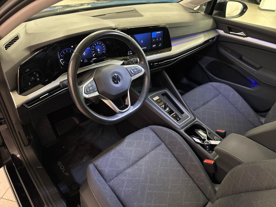 VOLKSWAGEN Golf 2022