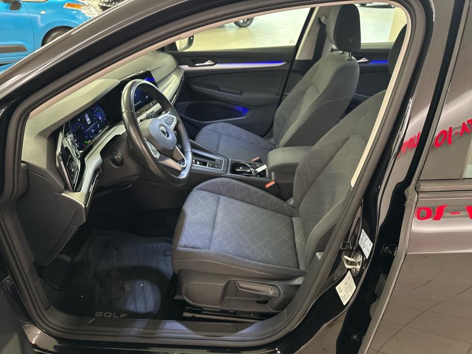 VOLKSWAGEN Golf 2022