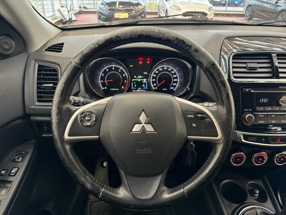 MITSUBISHI ASX 2015