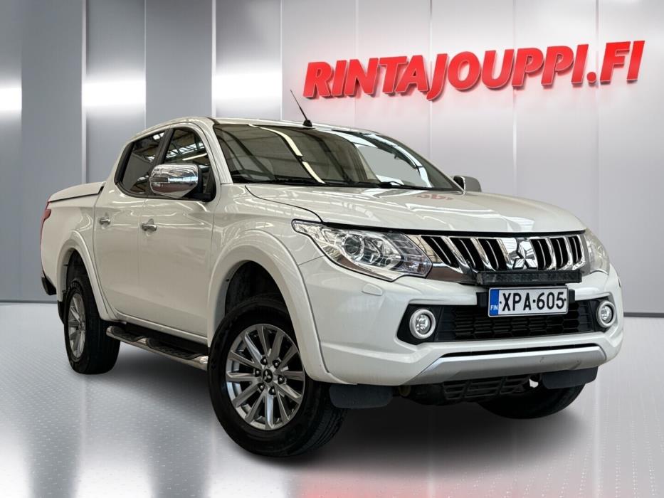 MITSUBISHI L200 2015