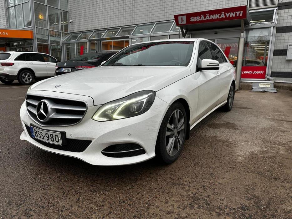 MERCEDES-BENZ E 2015