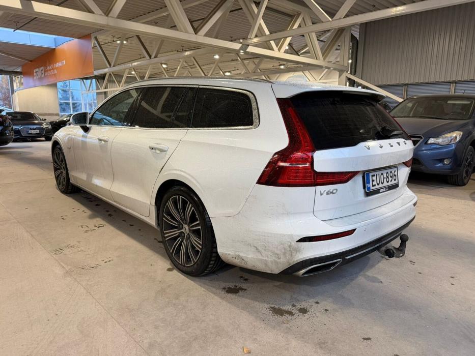 VOLVO V60 2019