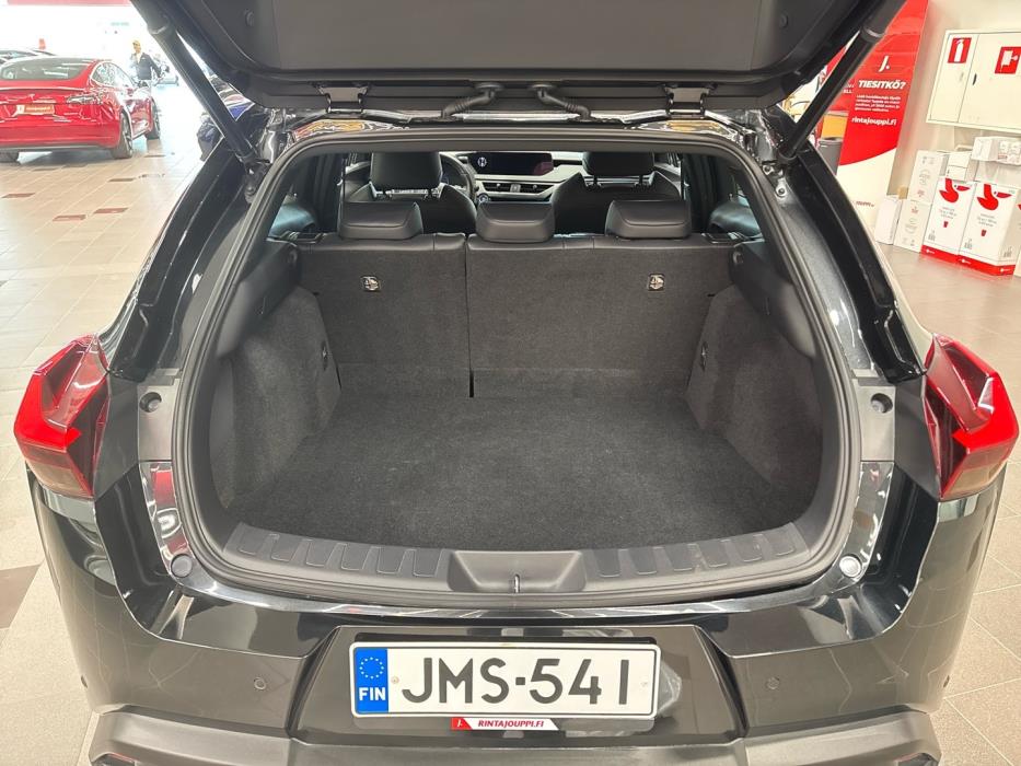 LEXUS UX 2022