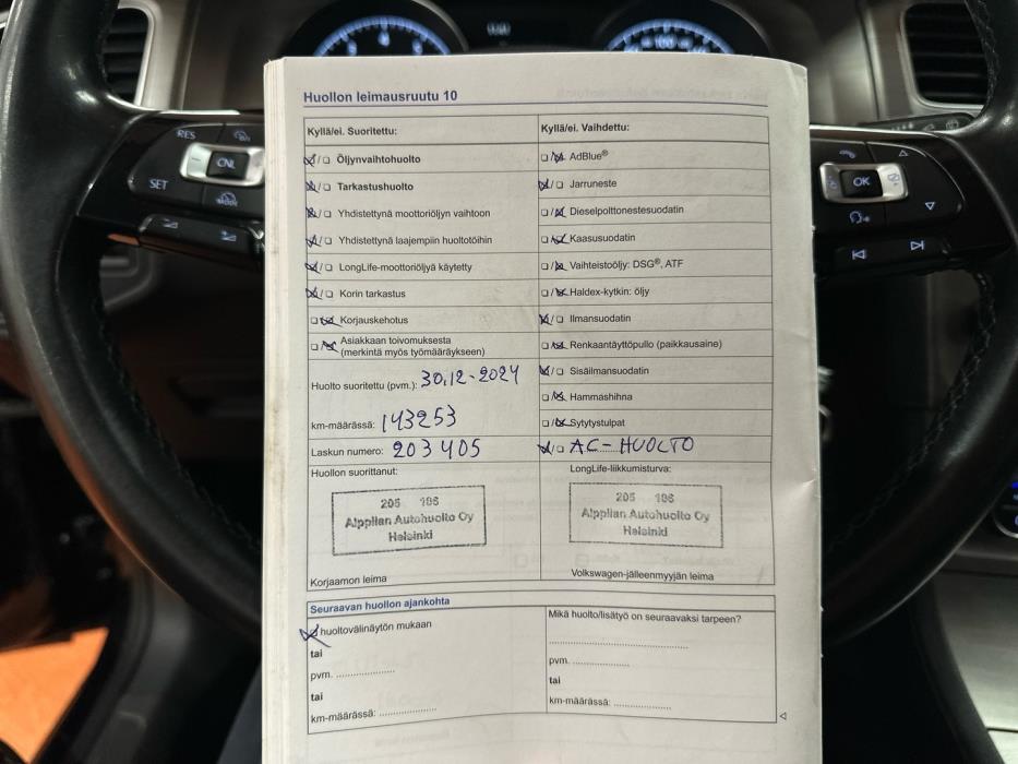 VOLKSWAGEN Golf 2014