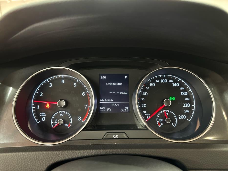 VOLKSWAGEN Golf 2018