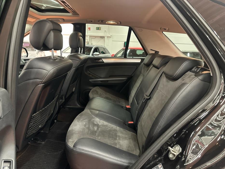 MERCEDES-BENZ ML 2010