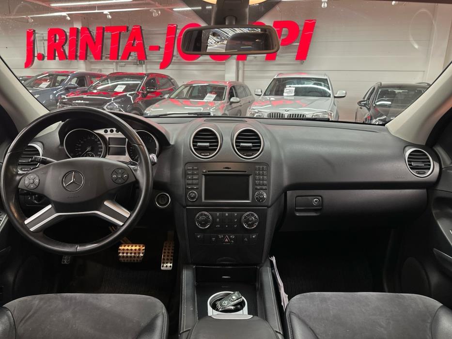 MERCEDES-BENZ ML 2010