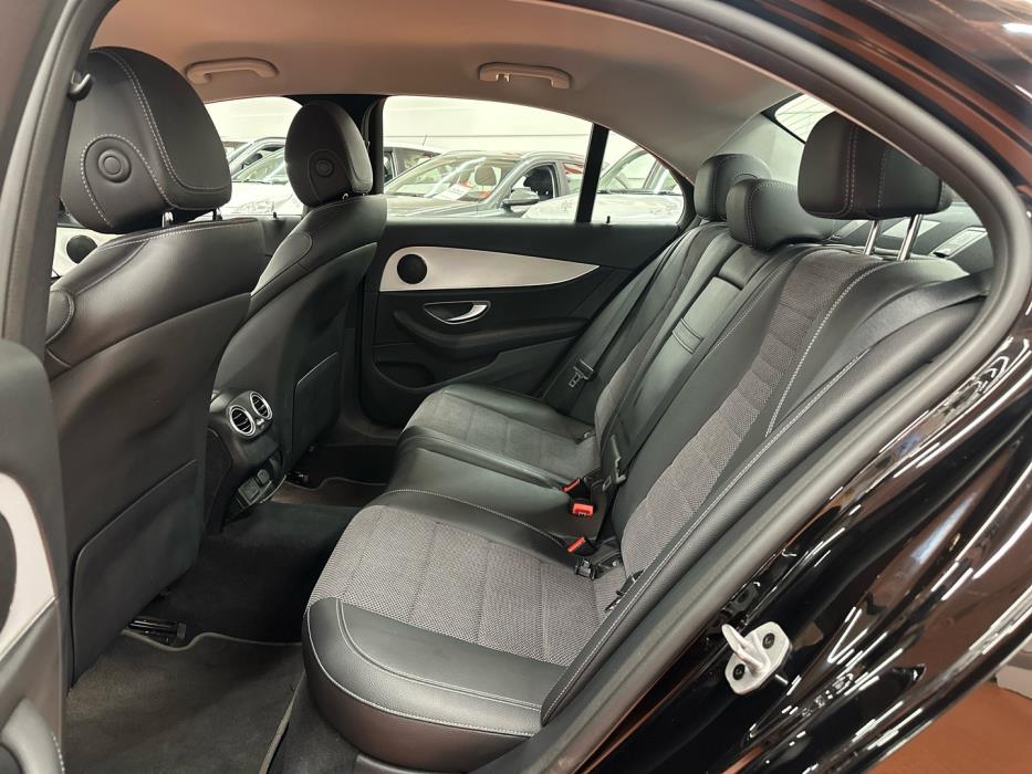 MERCEDES-BENZ E 2021