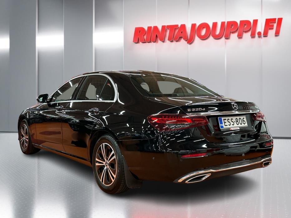 MERCEDES-BENZ E 2021