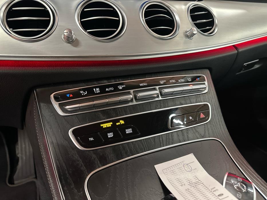 MERCEDES-BENZ E 2021