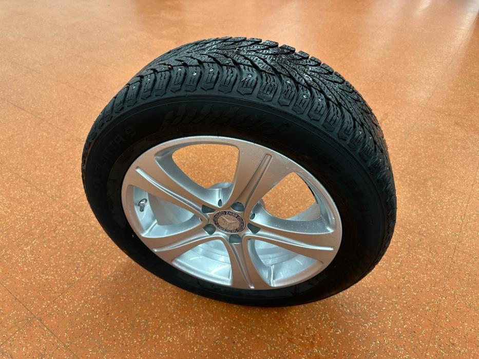 MERCEDES-BENZ E 2021