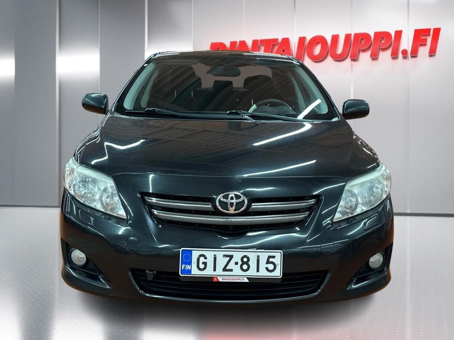 TOYOTA Corolla 2010