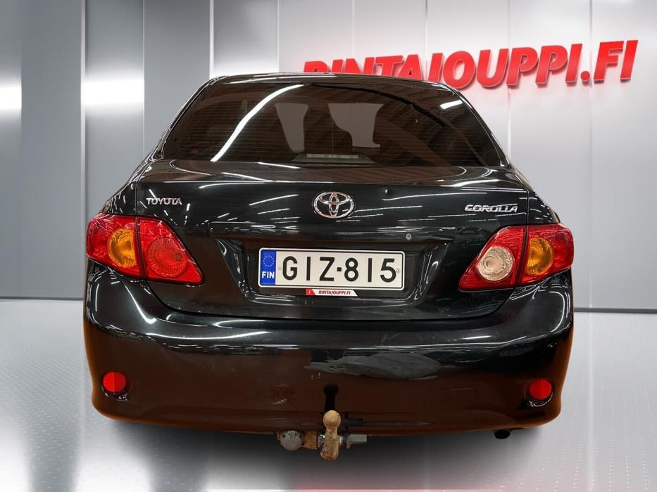 TOYOTA Corolla 2010