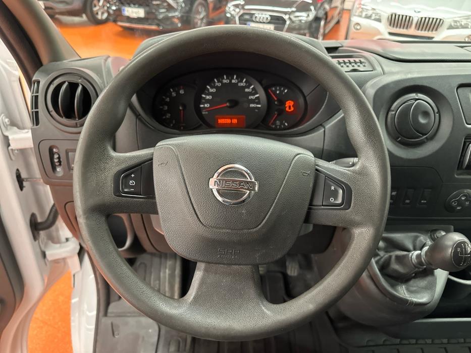 NISSAN NV400 2019