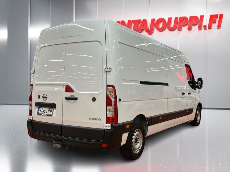 NISSAN NV400 2019