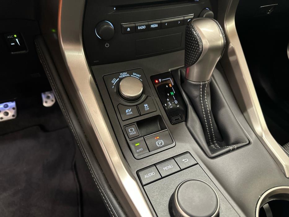 LEXUS NX 2016