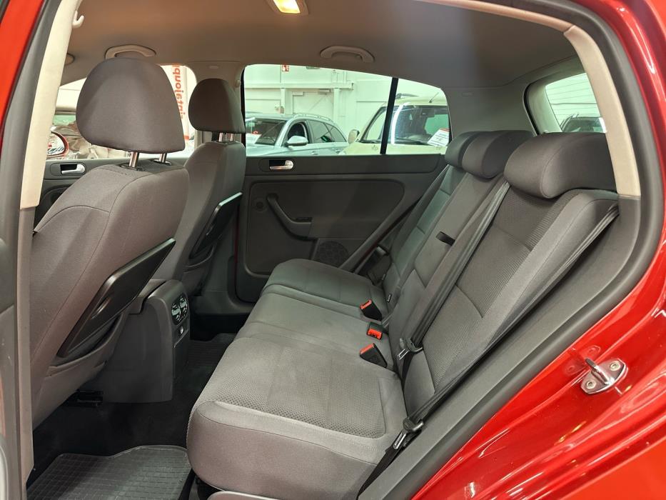 VOLKSWAGEN Golf Plus 2009