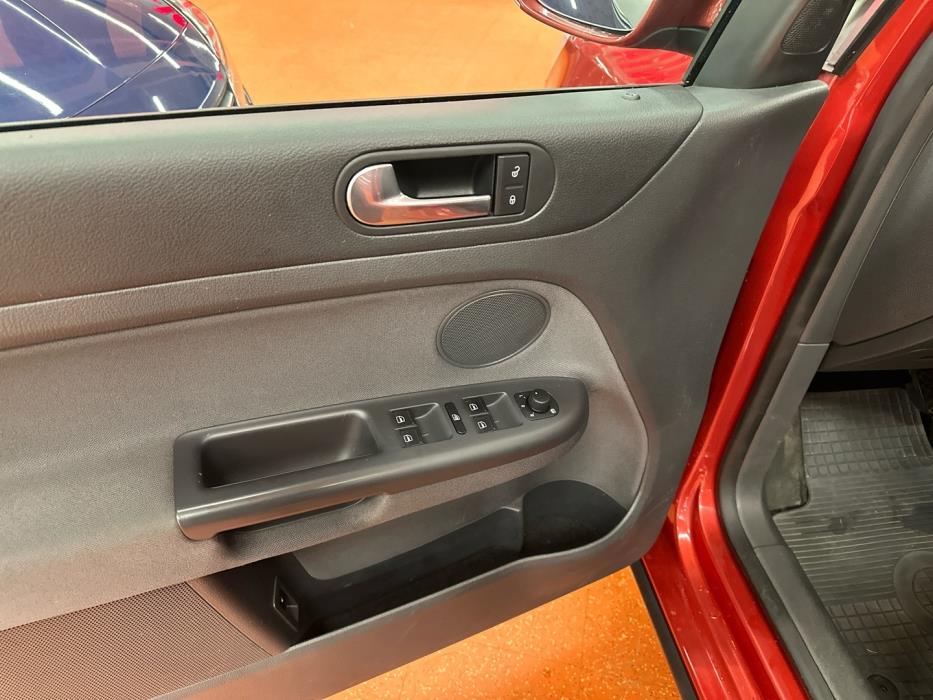 VOLKSWAGEN Golf Plus 2009