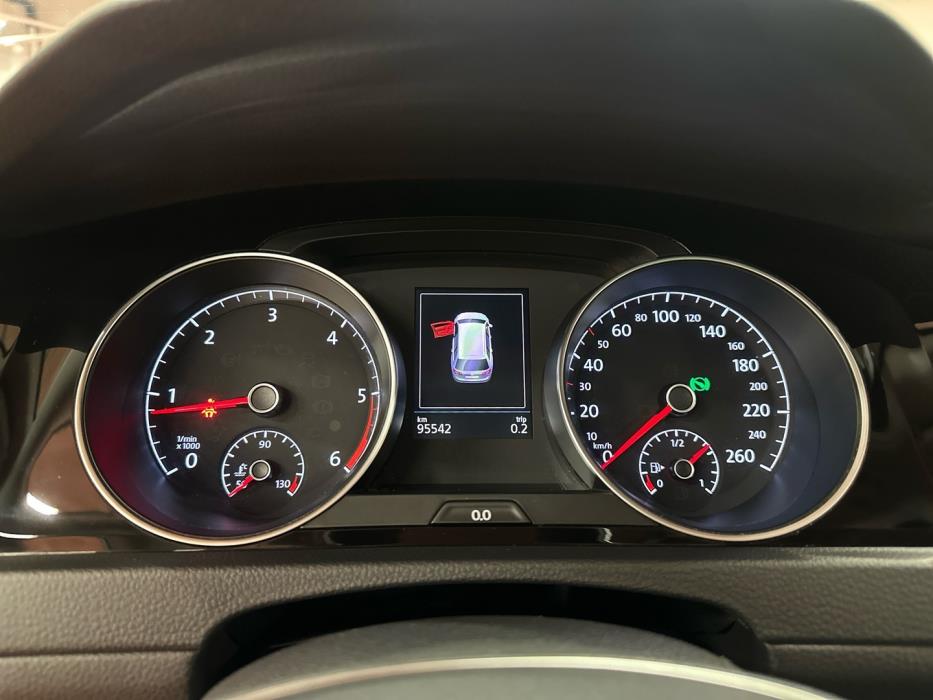 VOLKSWAGEN Golf 2017
