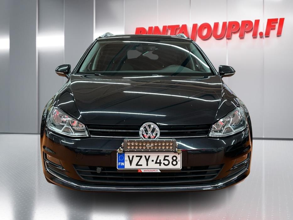 VOLKSWAGEN Golf 2017