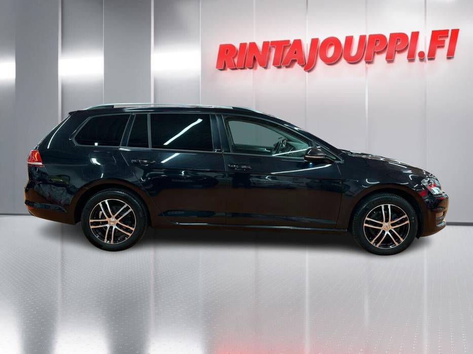 VOLKSWAGEN Golf 2017