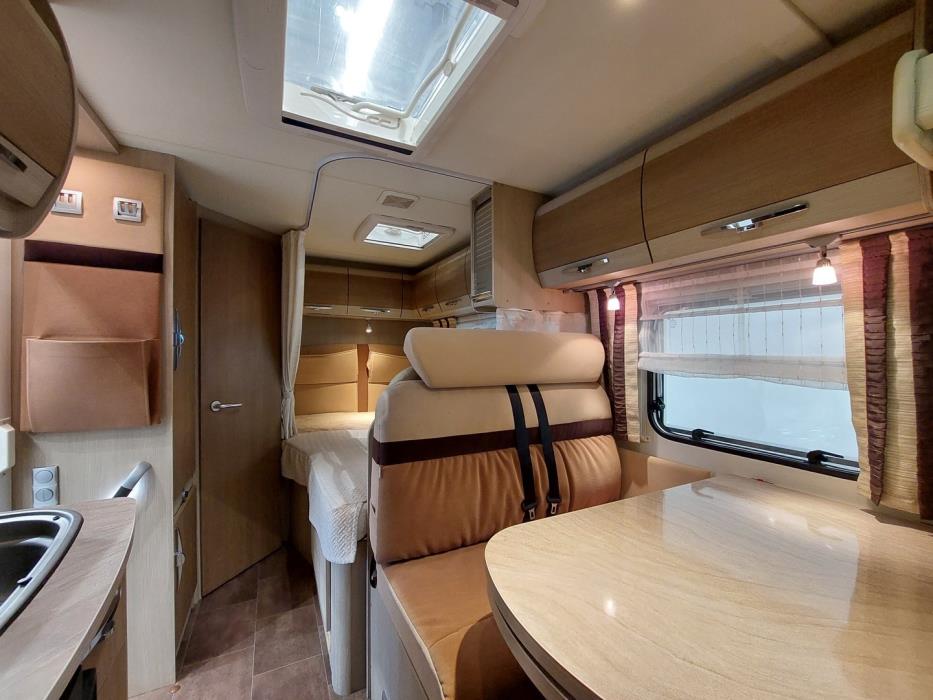 BÜRSTNER Nexxo T569 2013