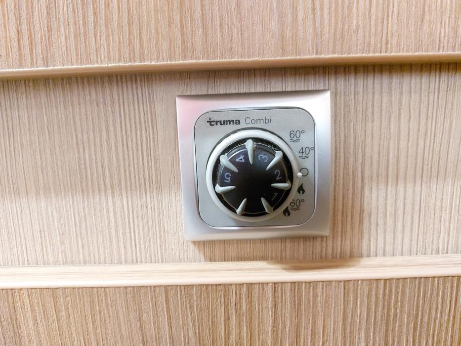 BÜRSTNER Nexxo T569 2013