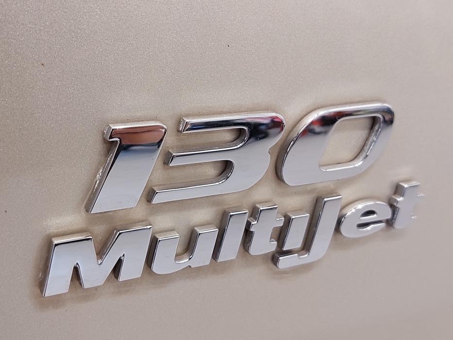 BÜRSTNER Nexxo T569 2013