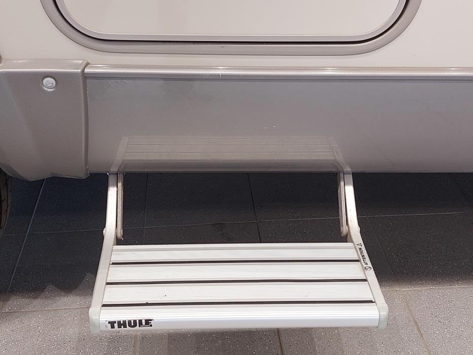 BÜRSTNER Nexxo T569 2013