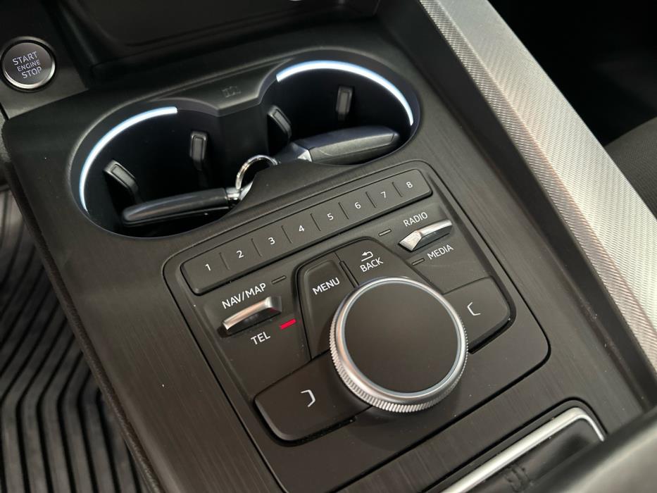 AUDI A4 2016