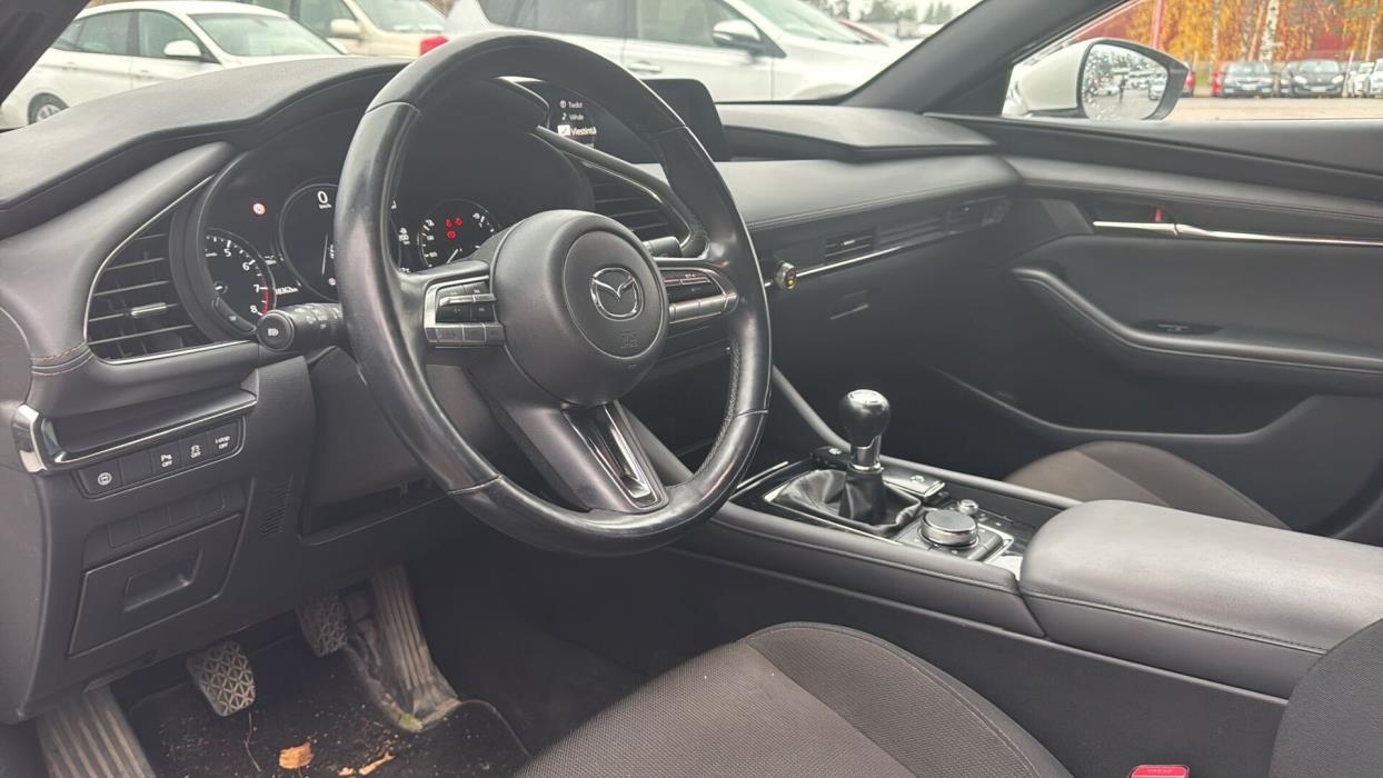MAZDA 3 2019
