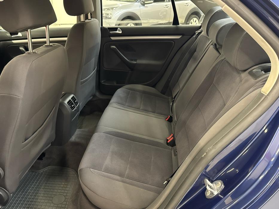 VOLKSWAGEN Jetta 2007