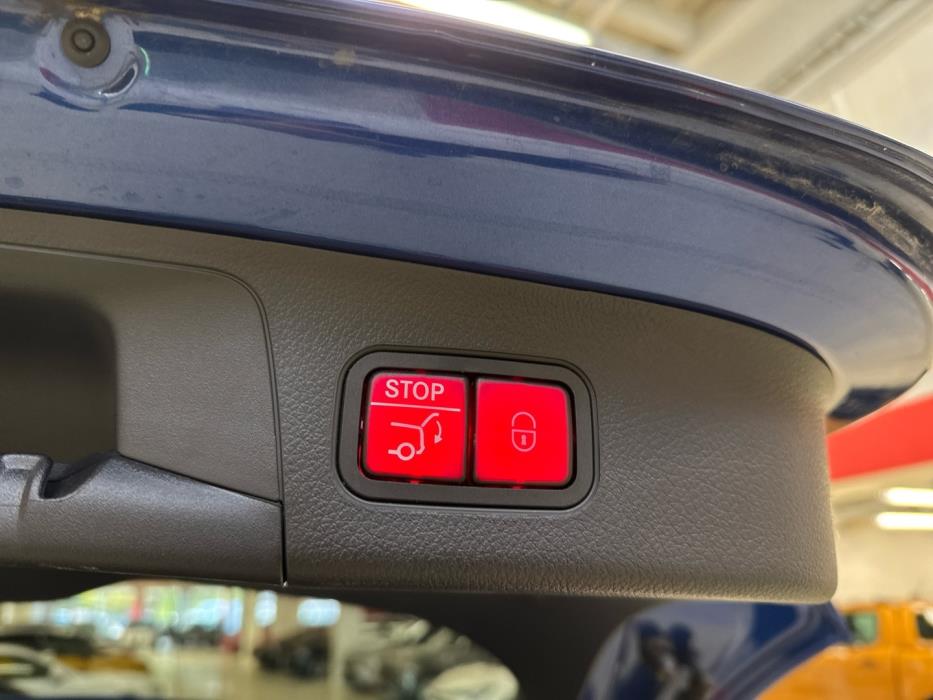 MERCEDES-BENZ GLA 2024