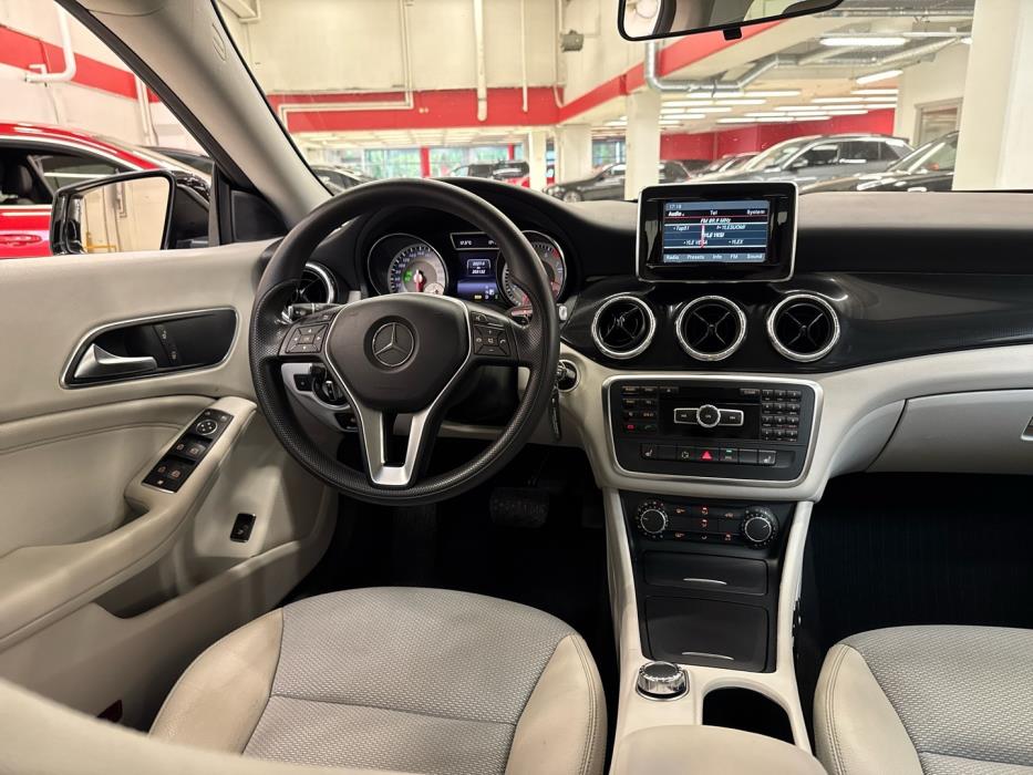 MERCEDES-BENZ CLA 2014