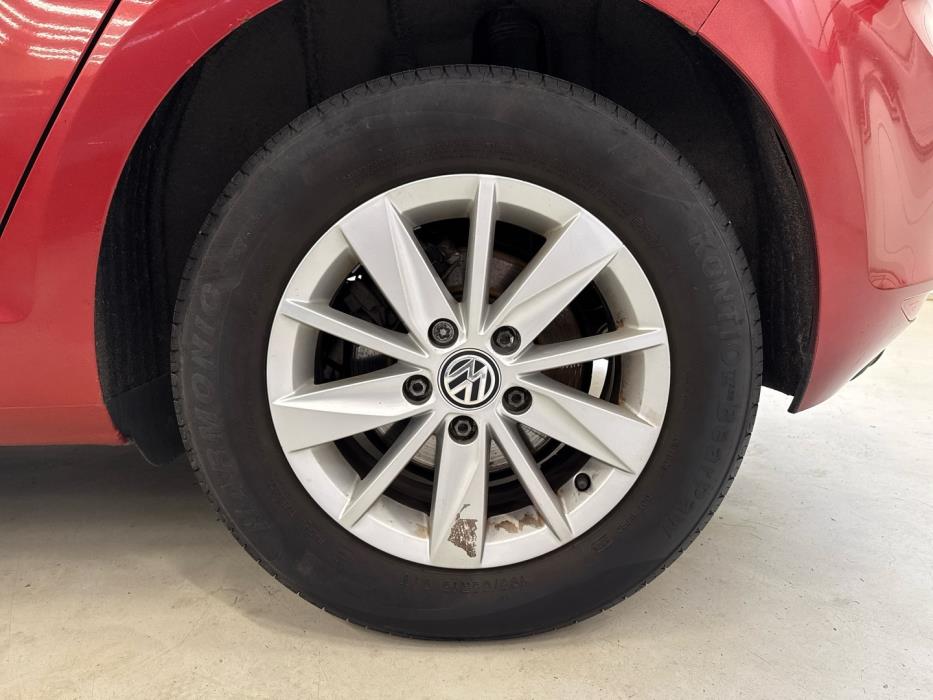 VOLKSWAGEN Golf 2014