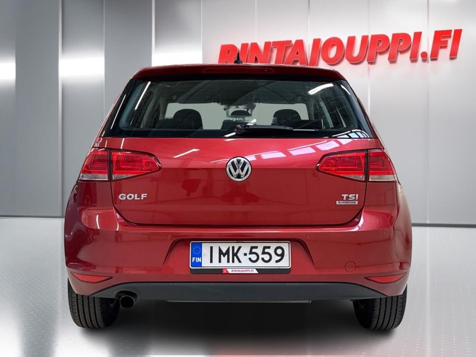 VOLKSWAGEN Golf 2014