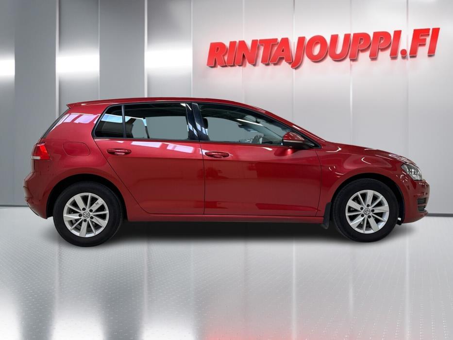 VOLKSWAGEN Golf 2014