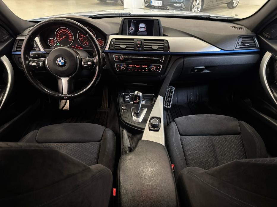BMW 318 2015