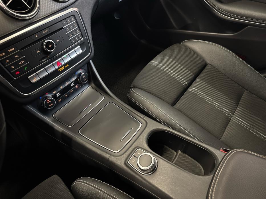 MERCEDES-BENZ CLA 2017