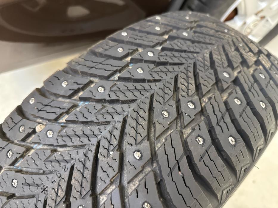 VOLKSWAGEN Amarok 2012