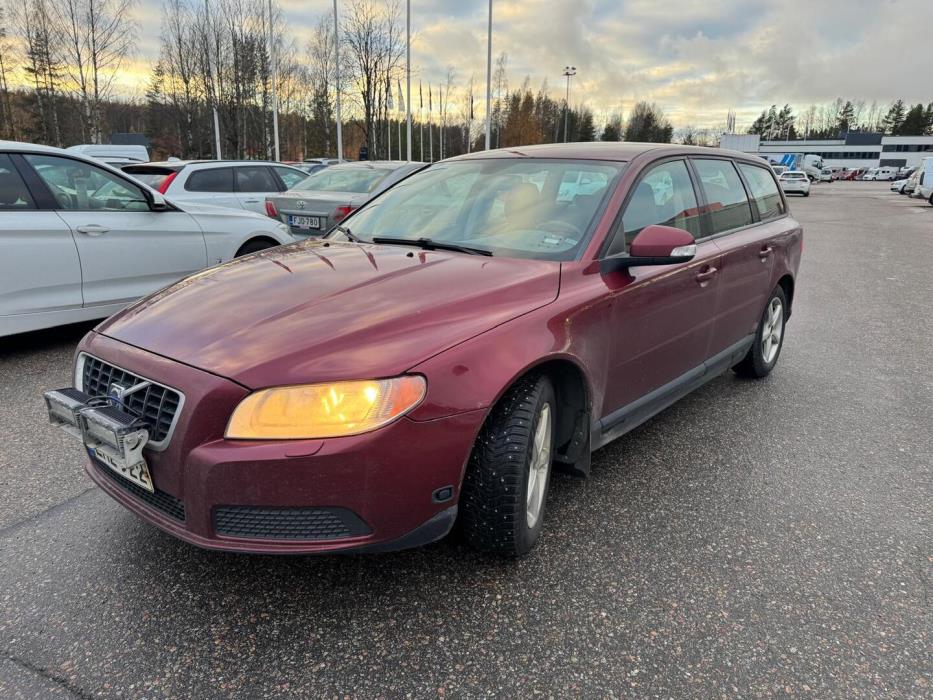 VOLVO V70 2008