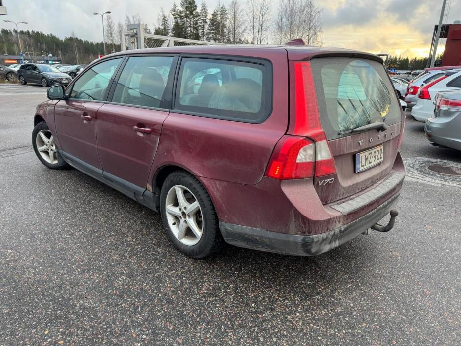 VOLVO V70 2008
