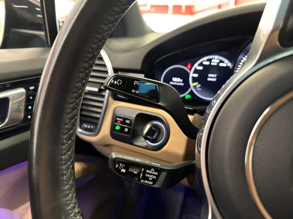 PORSCHE Cayenne 2019