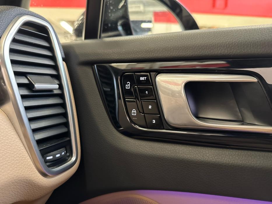 PORSCHE Cayenne 2019