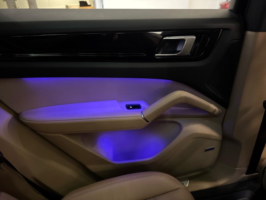 PORSCHE Cayenne 2019