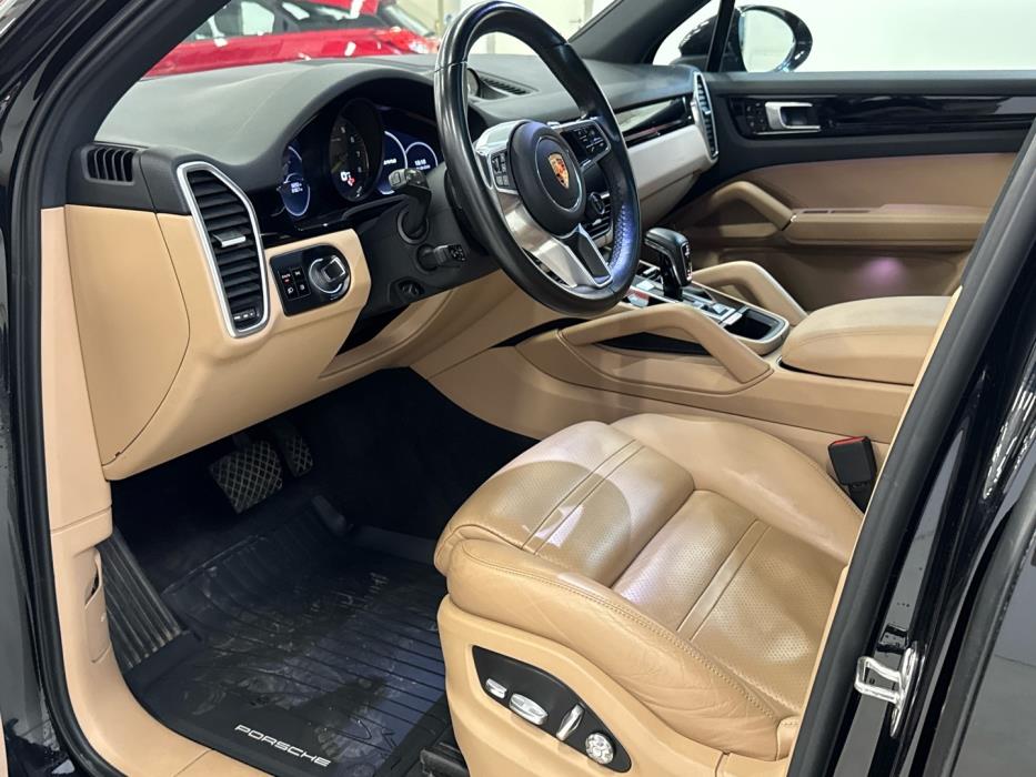 PORSCHE Cayenne 2019