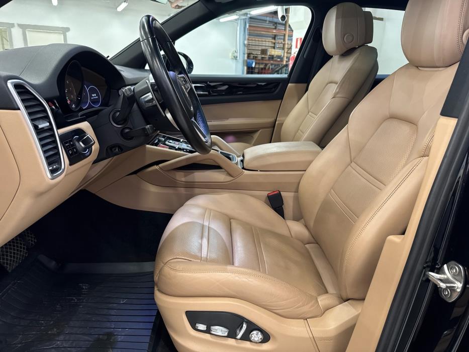 PORSCHE Cayenne 2019