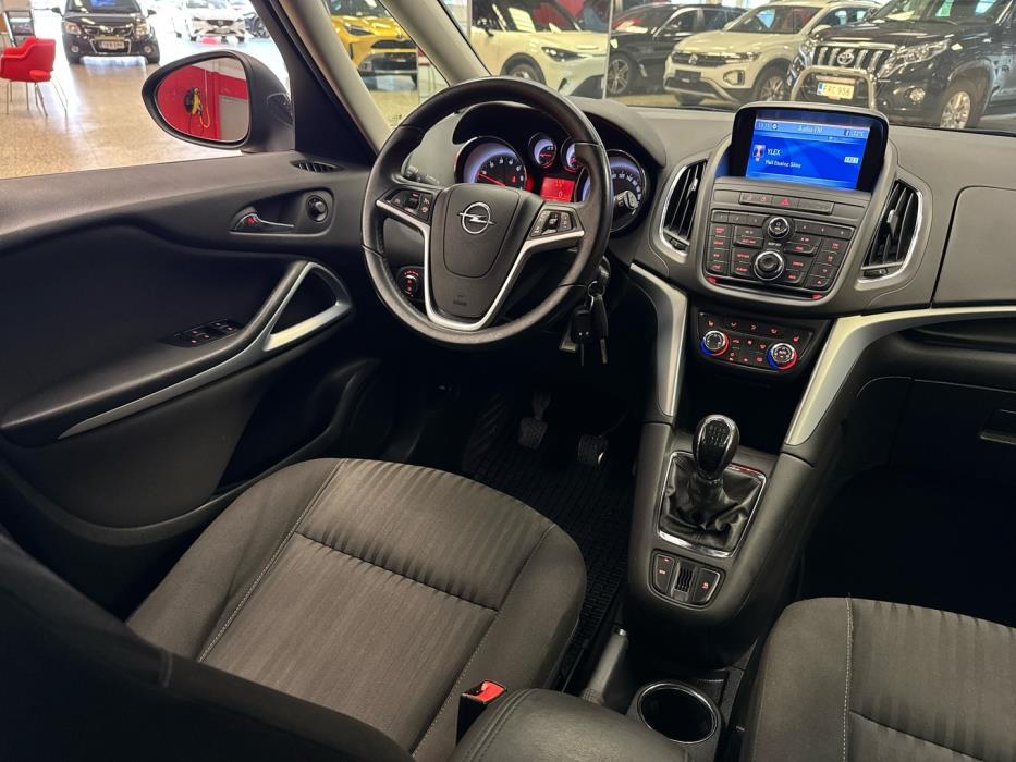 OPEL Zafira Tourer 2013