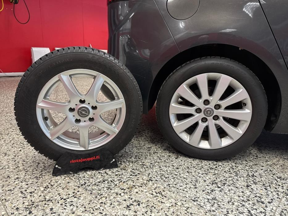 OPEL Zafira Tourer 2013