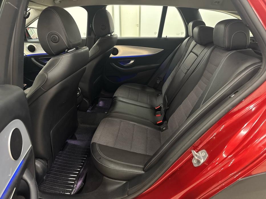 MERCEDES-BENZ E 2017